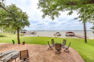 Waterfront Retreat with Dock on Cedar Creek Lake! - Kemp - 0