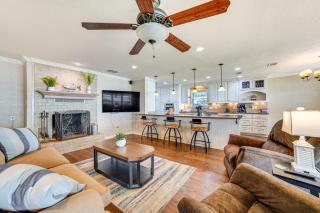 Waterfront Retreat with Dock on Cedar Creek Lake! - Kemp - 8