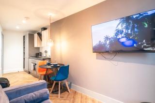 Modern Central Manchester 2 Bedroom Apartment - Manchester - 3