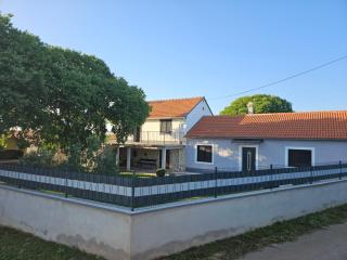 Holiday Home Nena - Drniš - 8