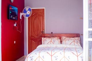 East & West Stay Beds and Breakfast - Kigali - 7