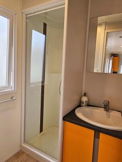 Verblijfpark Kasteel van Viane tiny house 4 personen minimum 7nachten - 7
