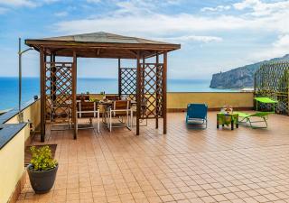 La Casa nel Blu with a Sea View and Private Parking - Finale Ligure - 0