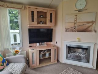 Free ferry on 7 days bookings Jul Aug - 1