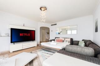 Frontière avec Monaco - Balcon avec vue mer - Parking - DO - 2