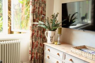 Beautiful New Forest Hideaway - West Wellow - 7