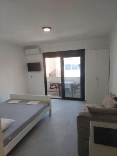 Top Apartments - Dobra Voda - 2