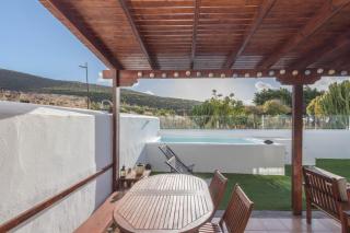 3BR Color & Salt Notes House-Pool & Garden - 8