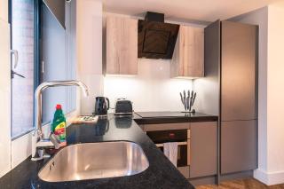 Lovely Central Manchester 2 Bedroom Apartment - Manchester - 1
