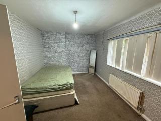 Near Hylands hotel family room - Nottingham - 4