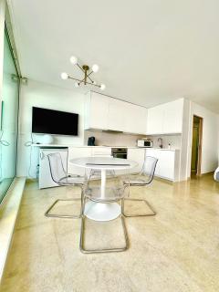 T2 - Grande terrasse, Vue mer, Piscine - Bandol - 3