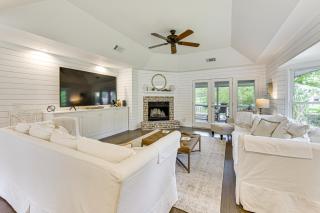 Golf, Swim and Unwind Callawassie Island Hideaway! - - 0