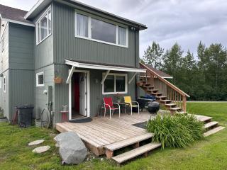 Bear Mountain View 4BR Home- Only 25 Min Anchorage, Central location ,- 5 star property - Eagle River - 3