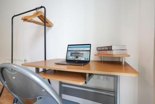 Central MK - Executive Hub Apartment - 2 Bedroom 2 Bathroom - Free Parking, Fast WIFI & Smart TV with Netflix by Yoko Property - Milton Keynes - 2