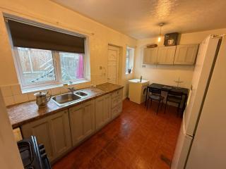 Near Hylands hotel family room for 3 - Nottingham - 4
