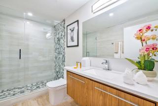 MVR Relax in Suite with Biscayne Bay Sunsets - Miami - 8