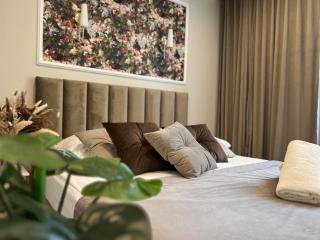 Family & Business Sauna Apartments No2 Leśny nad Zalewem Cedzyna - 2 Bedroom with Private Sauna, Bath with Hydromassage, Terrace, Parking, Catering Options - Kielce - 0