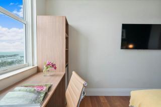 MVR Suite with Picture-Perfect Views of Miami - 3