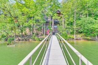 Upscale Getaway on Smith Lake with Boat Dock - Arley - 9