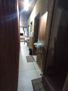 Cabana com Ar condicionado e area de cozinha e banheiro compartilhado a 10 minutos do Parque Beto Carrero - 1