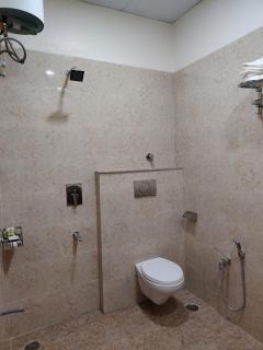 The Monark Inn - 6
