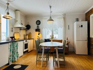 Fyra rum och kök i Mellanfjärden - - 8
