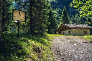 Baita Valon - Alpine Hideaway - Comano Terme - 1