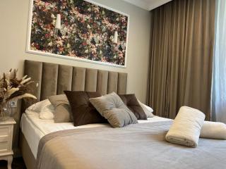Family & Business Sauna Apartments No2 Leśny nad Zalewem Cedzyna - 2 Bedroom with Private Sauna, Bath with Hydromassage, Terrace, Parking, Catering Options - Kielce - 1