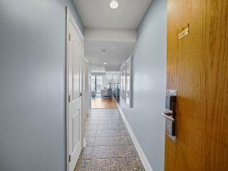 116 Edgewater Inn - 1