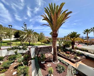 Beautiful House Costa Adeje with Mountain and Ocean View - Adeje - 0