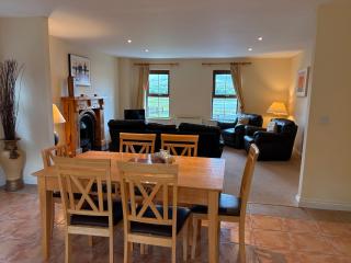 Holiday Home with view of Kenmare Bay Estuary - Kenmare - 5