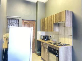 A spacious modern apartment in the heart of Kempton Park - Kempton Park - 9