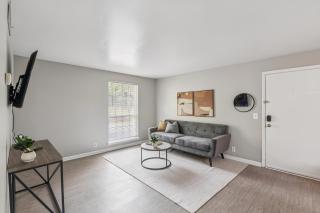 Jamestown B4 I Comfy 2 Bed 1 Bath - 5