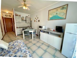 Cozy apartment with AC and parking - Porto Santa Margherita di Caorle - 8