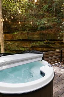 Modern Mirror Home w/ Hot-tub - “Glass House” #1 - 1