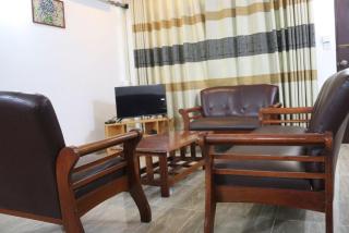 Serene Beachside Stay Stylish 1st Floor Home Full Amenities - Negombo - 3