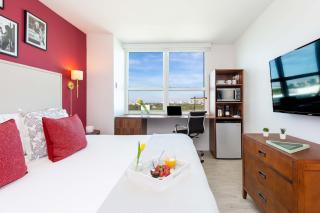 MVR A 5-Star Suite Feel Without Leaving the Grove - Miami - 5