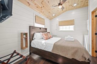 The Lodges at Eden Reserve - Back Cabins - Near Ark - Williamstown - 4