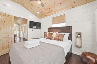 The Lodges at Eden Reserve - Back Cabins - Near Ark - Williamstown - 2