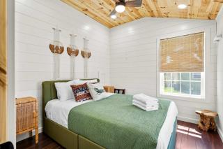 The Lodges at Eden Reserve - Cabin Loop - Near Ark - Williamstown - 4