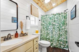 The Lodges at Eden Reserve - Cabin Loop - Near Ark - 2