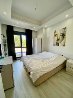 Stylish 1BR Flat Pool View & 10 min Walk to Beach - Alanya - 3