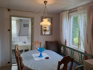 Holmåkra long stay by House Viola, 3 bedroom entire house in Bodafors, sleeps 7 - Bodafors - 7