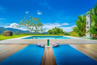 Unforgettable Villa Roca Ocean to Mountain Views - Ojochal - 0