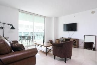 Spacious Penthouse in Brickell 3 BR, Free Parking - Miami - 1