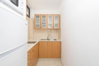 Las Arenas Cosy Flat - Balcony & AC - 1