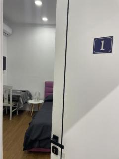 Tirana Suitable Apartments - Tirana - 5