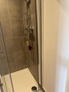 Bedroom in West Sussex with locks,Private Bathroom & Free Parking - Pulborough - 8