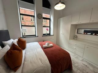 Modern 2 Bed City Centre Apartment - Leeds - 5