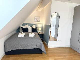 bella casa-Business&Family,100m zum Konzerteingang Schloß, Parkplatz, SmartTV, Netflix, Waschmaschine, 24h Checkin, 30qm, AP 15 - Ludwigsburg - 8